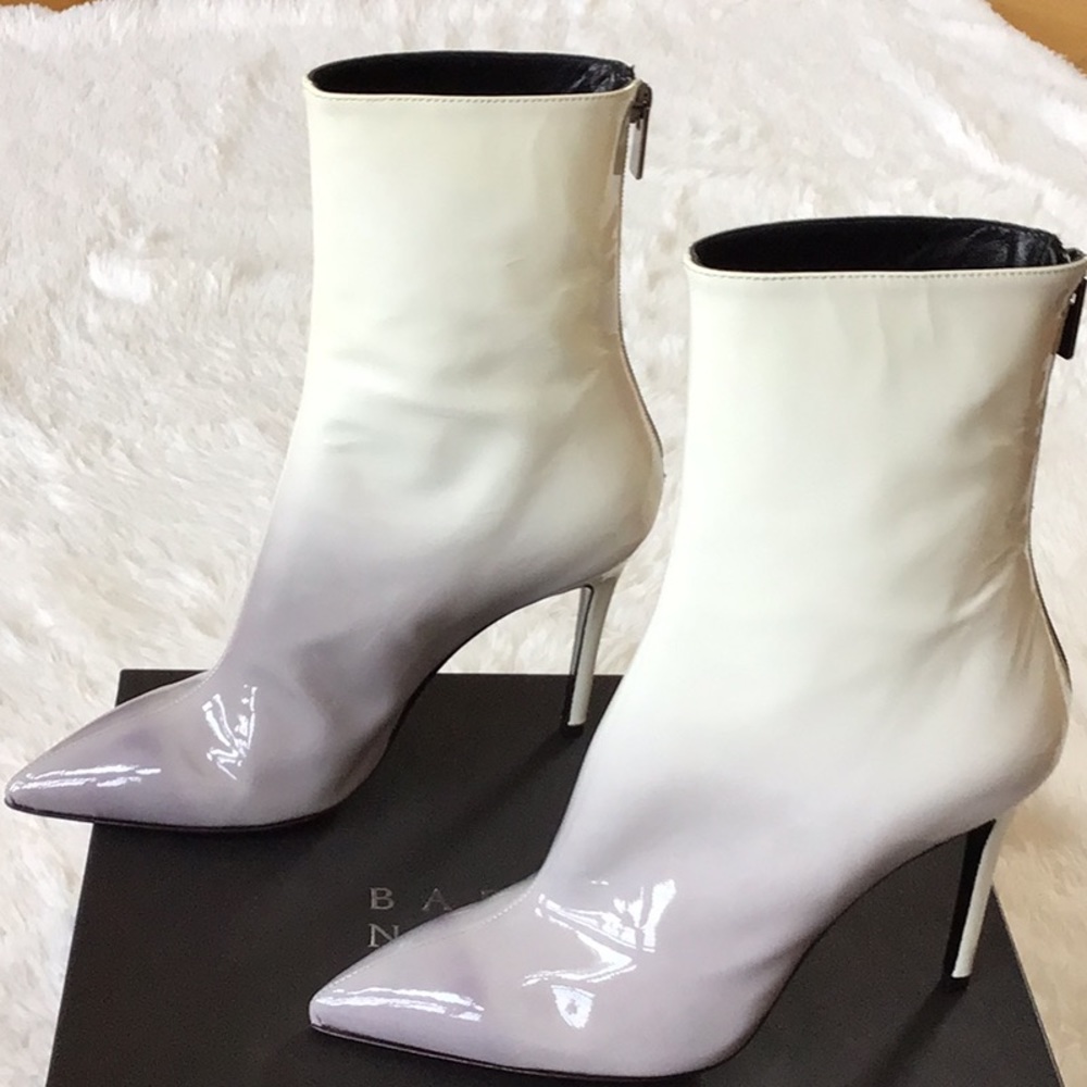 LULA-JORDYN WOODS WHITE+GREY PATENT LEATHER BOOTS.
